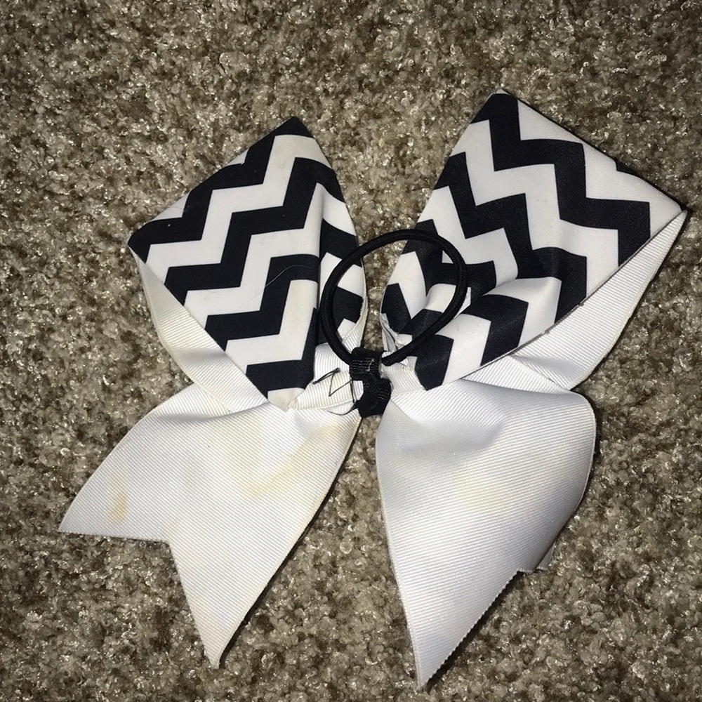 Chevron Ribbon Cheer Bow - Picture 2 of 2